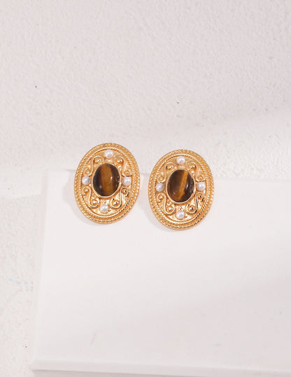 Golden Gaze Royal Studs