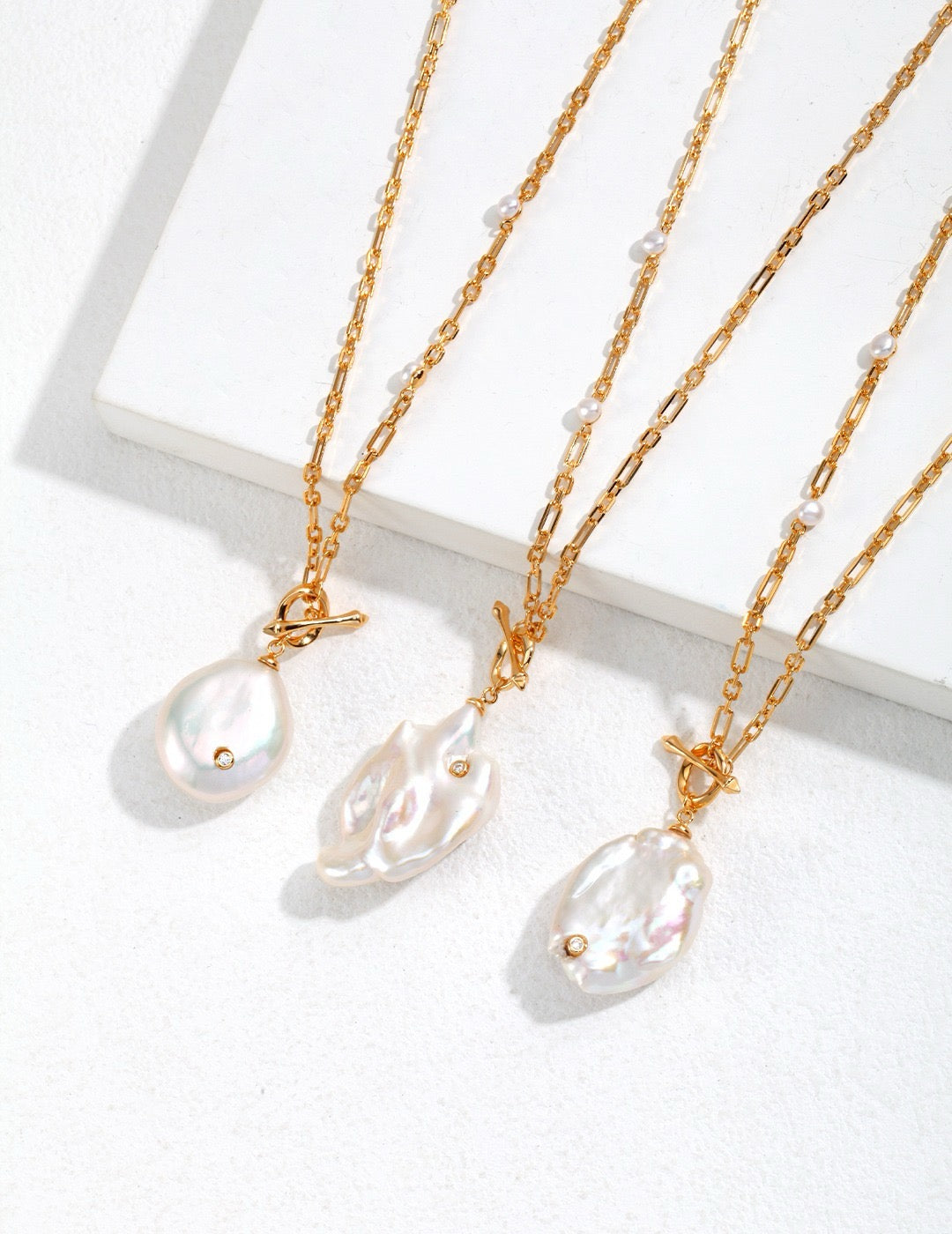 Dear Baroque Pearl Necklace